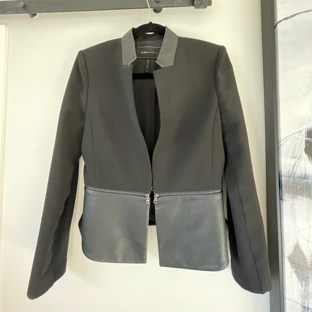 BCBGMAXAZRIA Barrett Faux-Leather Peplum Blazer Jacket Black